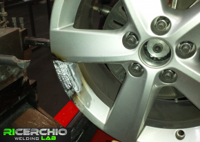 RICERCHIO welding lab_rigenerazione cerchi in lega auto (14)